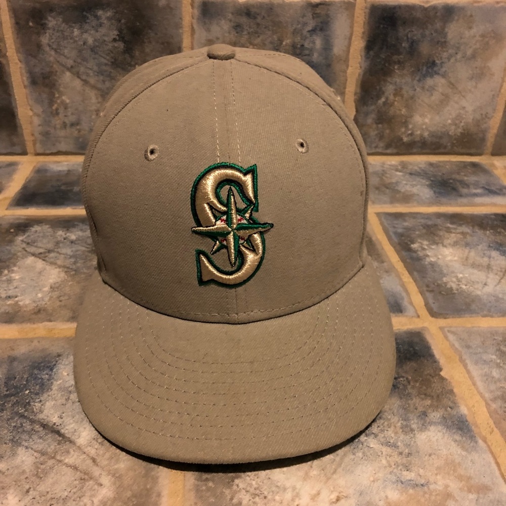 Seattle Mariners new era fitted hat size 7